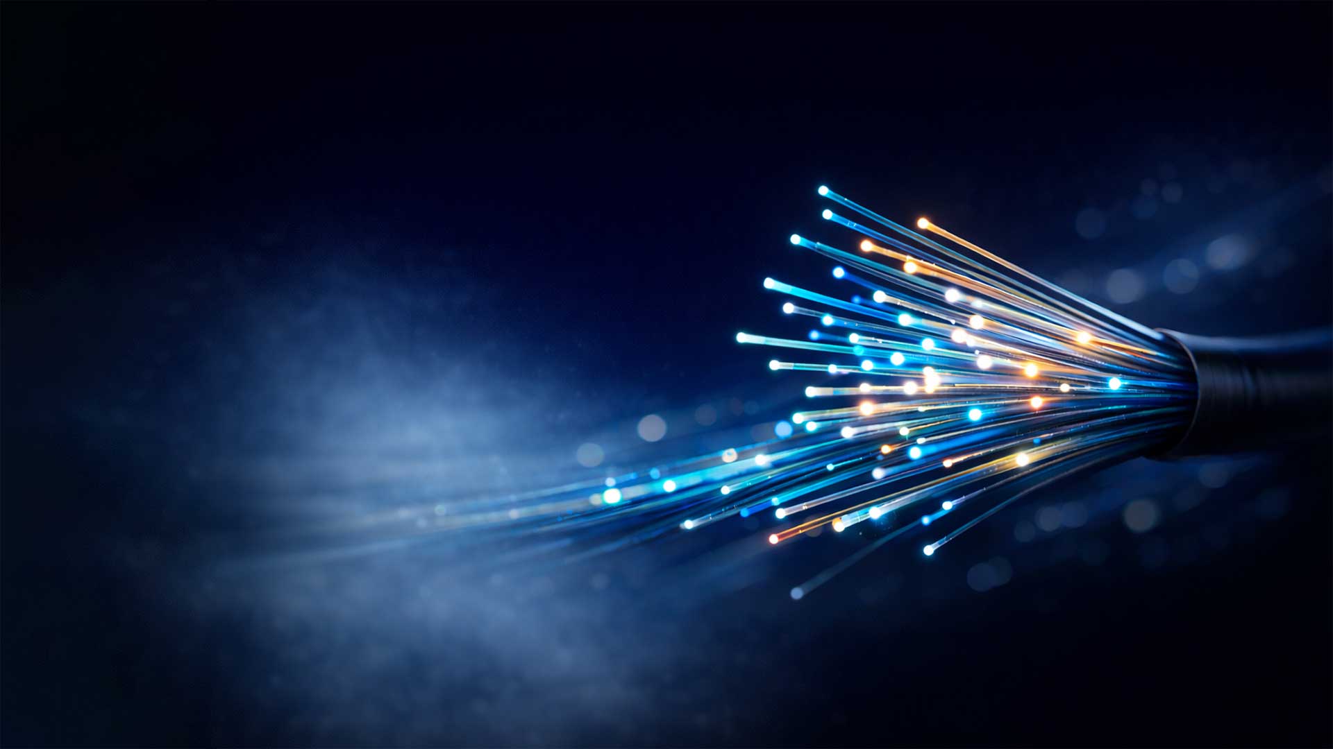 Fibre ottiche luminose che rappresentano la rete FTTH open access di Chiasso4net a Chiasso, Vacallo, Morbio Inferiore e Balerna